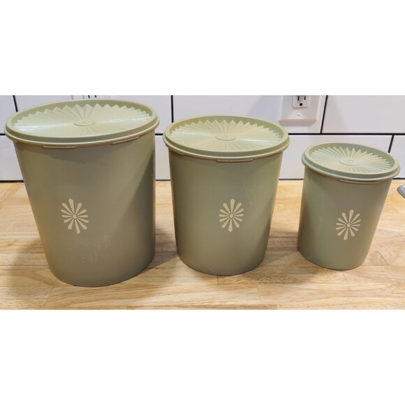 Vintage Tupperware Avocado Green Nesting Canisters With Matching Lids, Set Of 3 - Picture 1 of 16